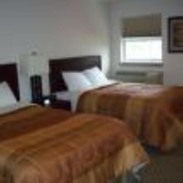 Price Pointe Inn وكيشا المظهر الخارجي الصورة